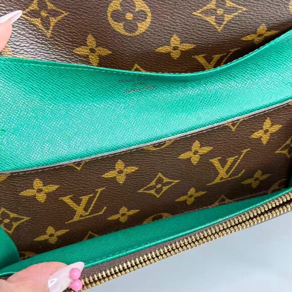 Louis Vuitton Monogram Canvas Wallet with Green Accent - Picture 7 of 7
